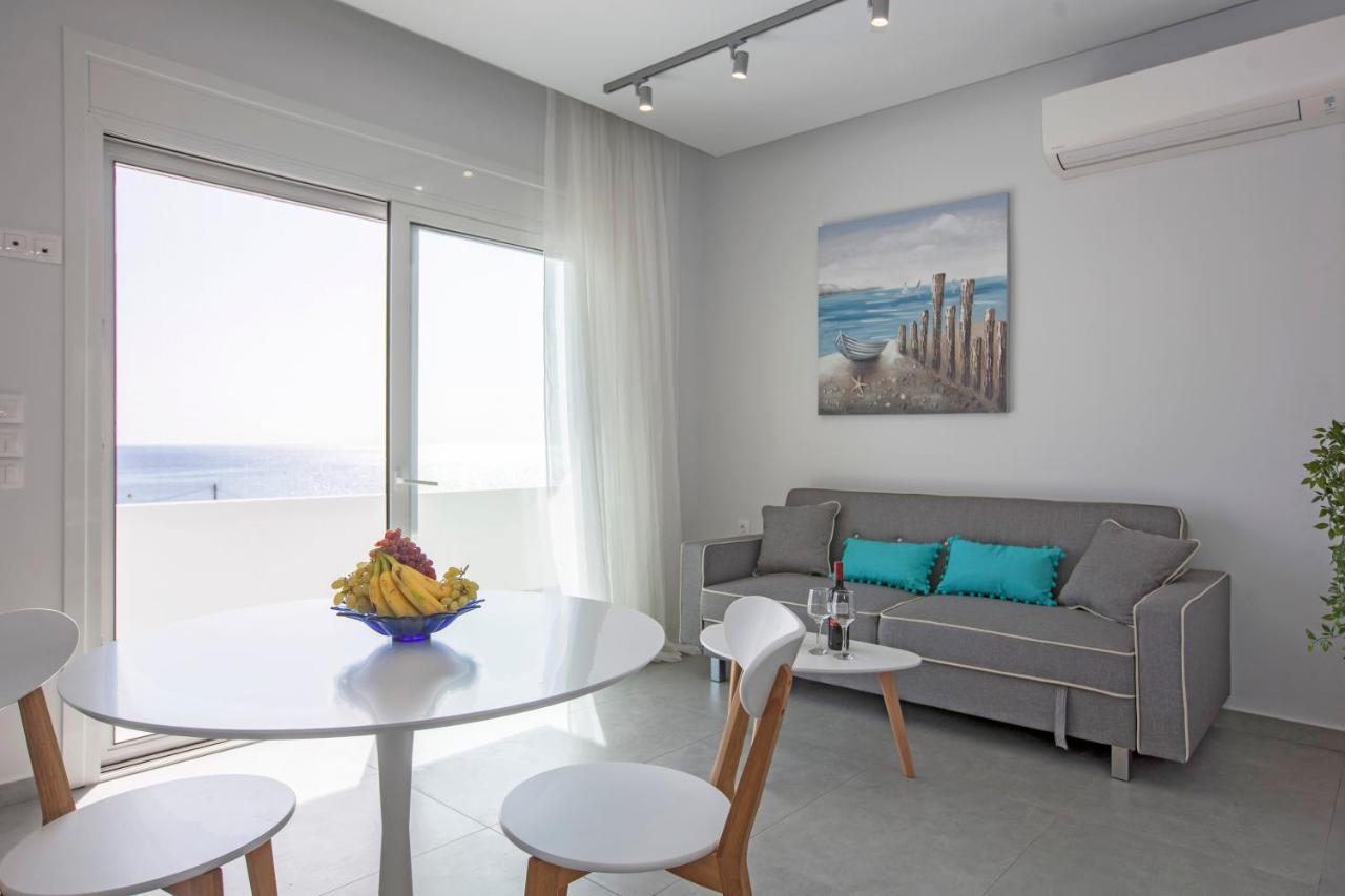 The Azure Blue Apt فاليراكي المظهر الخارجي الصورة