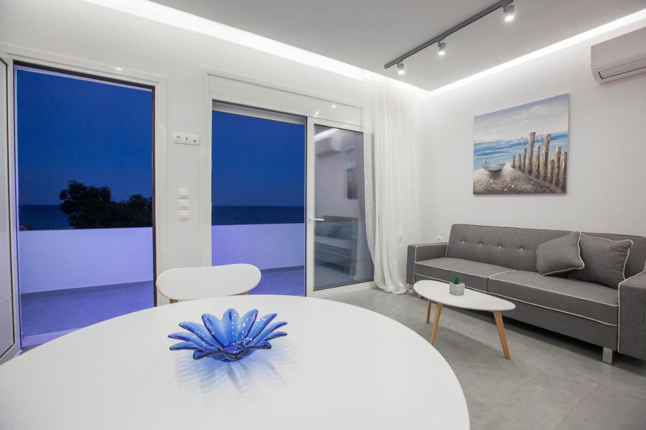 The Azure Blue Apt فاليراكي المظهر الخارجي الصورة